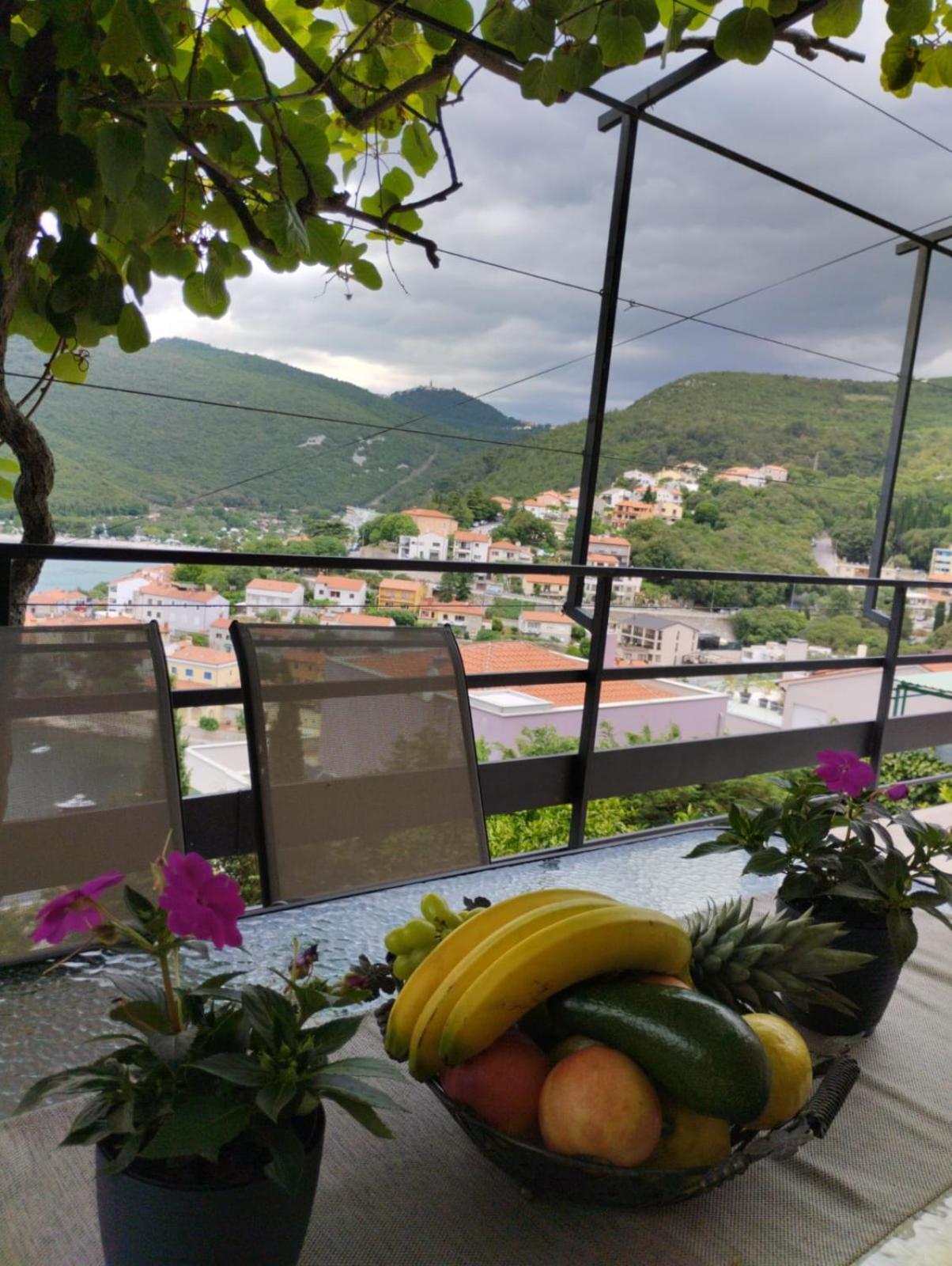 Nonna Laura Adriatic Dream Apartment With Sea View Rabac Exterior photo